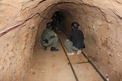 Mexico discovers hidden tunnel to US